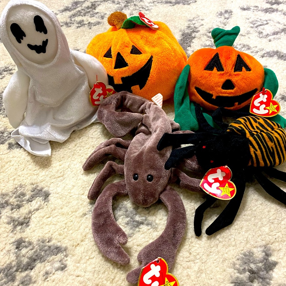 Ty beanie baby lot Halloween holiday collection NWT
